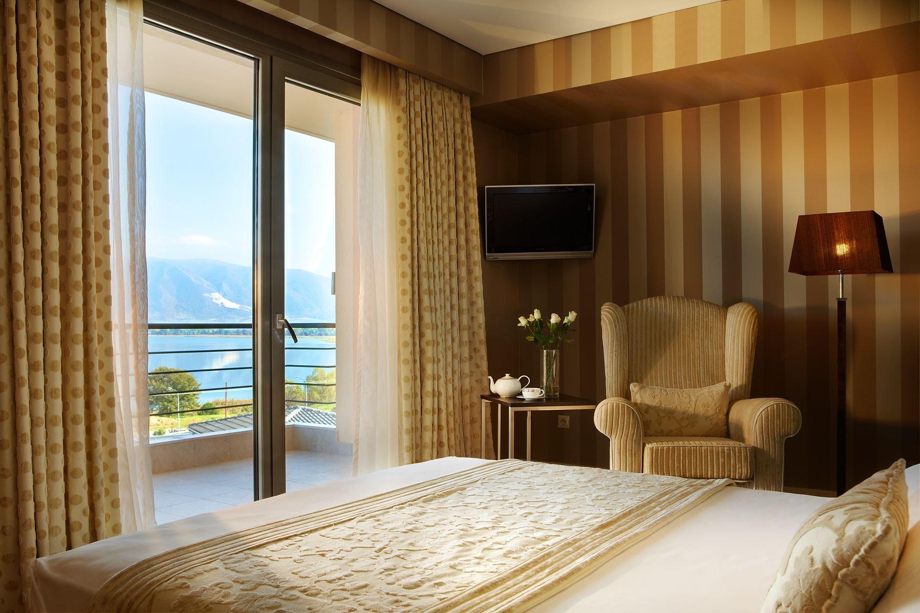 利蒙温泉度假酒店 卡斯托里亚 外观 照片 A bedroom at the hotel