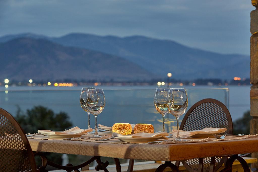 利蒙温泉度假酒店 卡斯托里亚 外观 照片 A view of the Gulf of Pagani