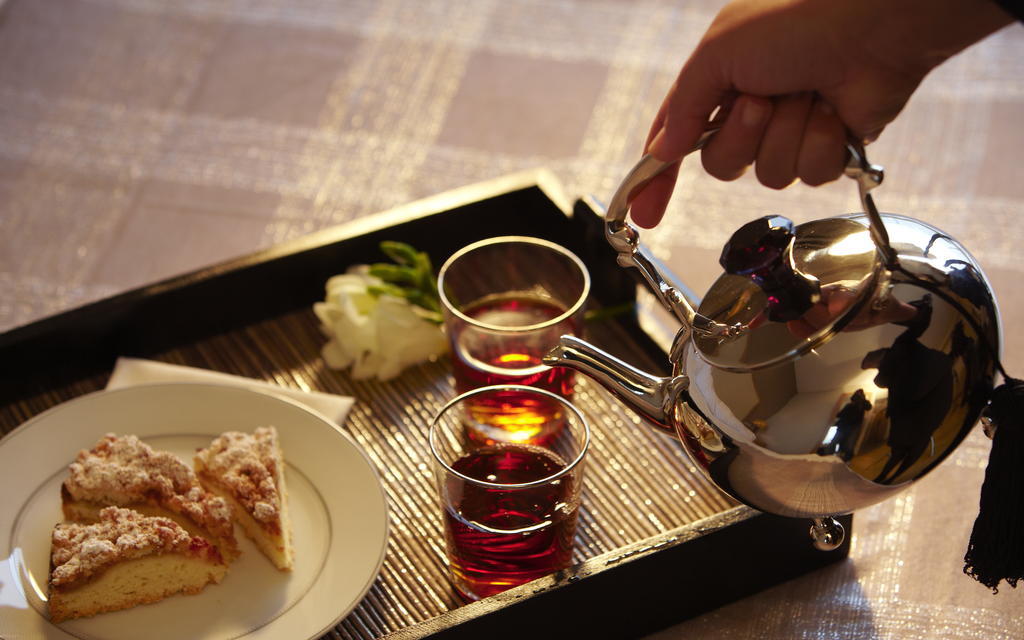 利蒙温泉度假酒店 卡斯托里亚 外观 照片 A pot of tea